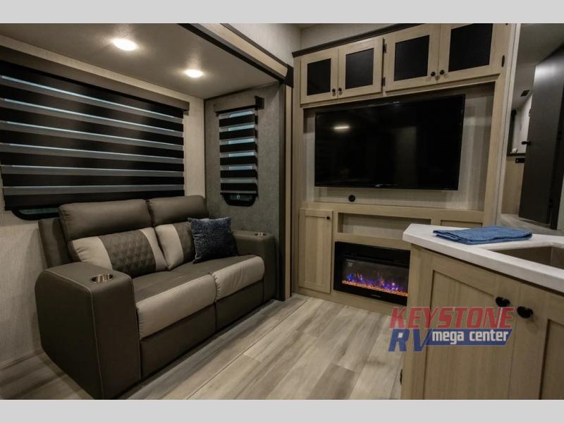 Forest River RV Cardinal 41DREAM